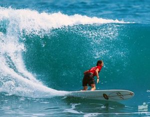 Costa Rica surf has waves for both experts as well as beginners