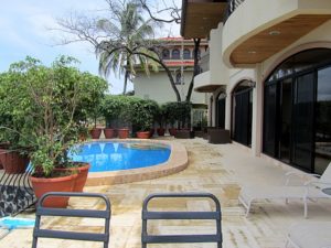Costa Rica vacación rental offered by Escape Villas