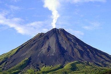 Arenal Volcano Costa Rica great for family trips