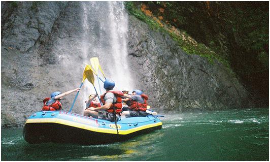 Manuel Antonio white water rafting tour great for whole family while on vacation