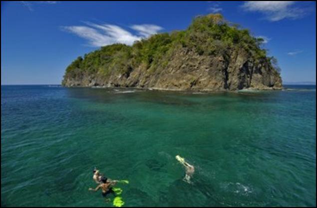 Tamarindo snorkeling adventure tour in Guanacaste Costa Rica