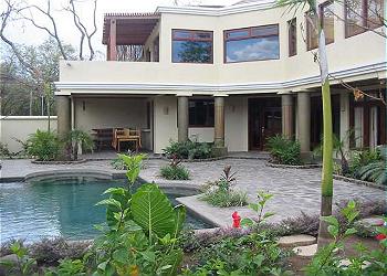 Tamarindo family villa rental with private pool