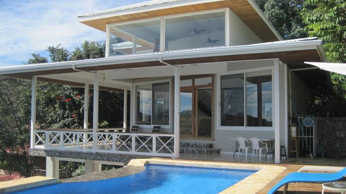 Gorgeous private luxury beach home in Manuel Antonio Costa Rica with private pool
