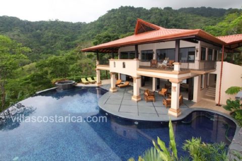 Costa Rica vacation rental near Dominical with large pool and private waterfall