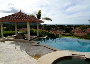 Luxury Papagayo Villa Rental With swim up bar