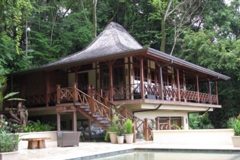 Beautiful 4 person rustic cottage rental in Dominical Costa Rica
