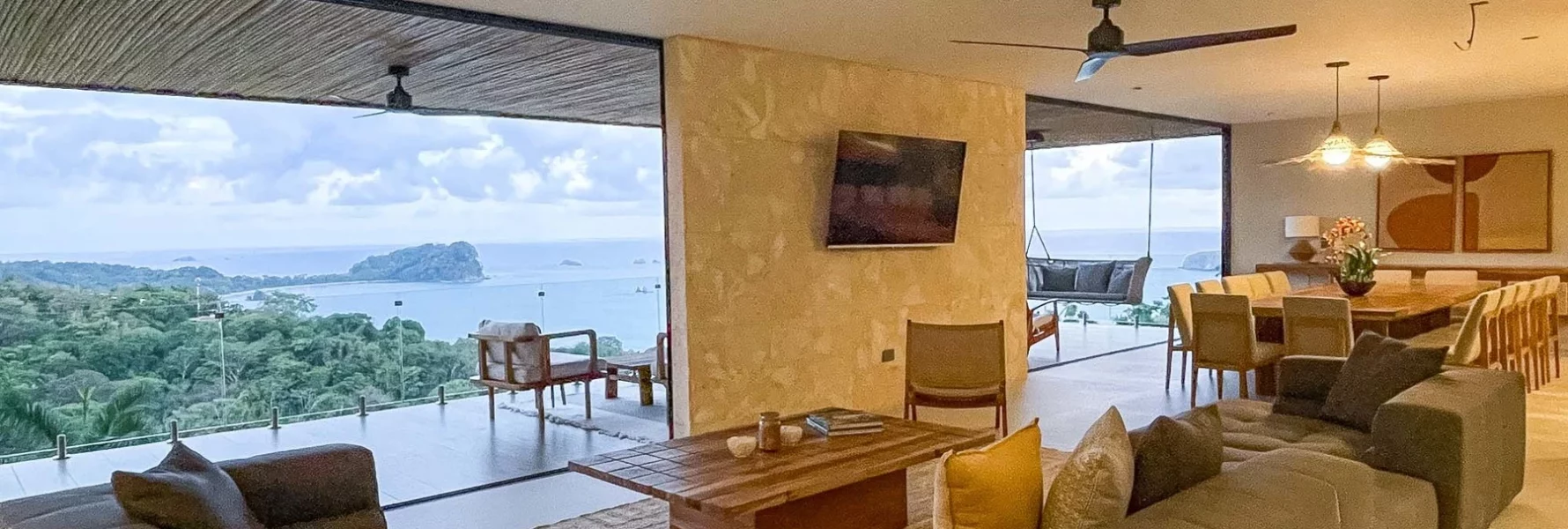 The ocean view from the relaxing open-plan living area is simply breathtaking.